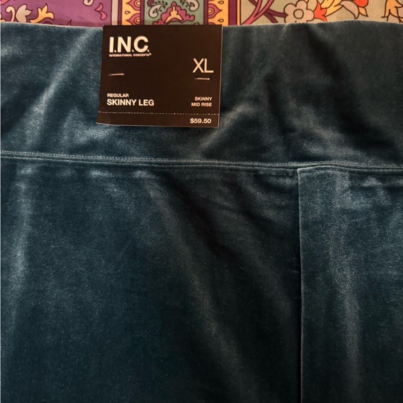 NWT INC Velvet Skinny pants New with tags attached XL - Picture 2 of 5